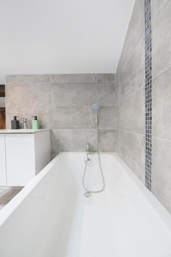Le Classy, T3 Hypercentre Chic Et Cosy, Wifi Par Sovalfi Saint-Etienne  Dış mekan fotoğraf